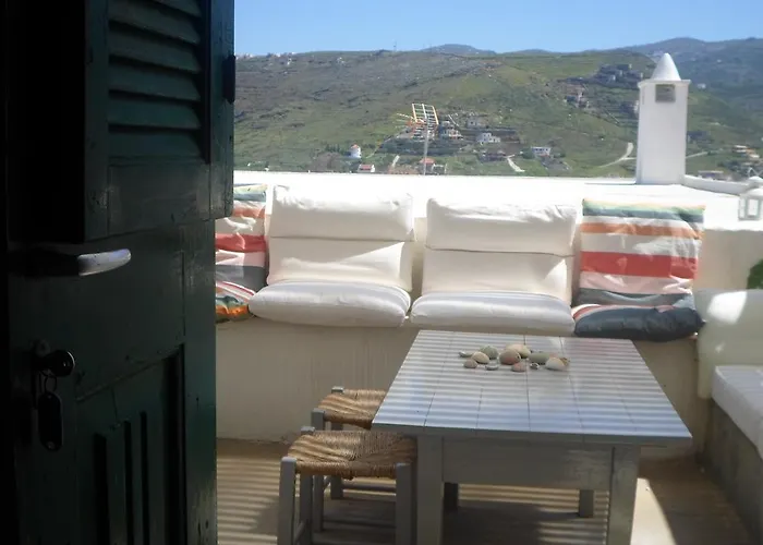 Feriehus Hidesign Athens Traditional Stone House In Kea's Port Korissia (Kea)